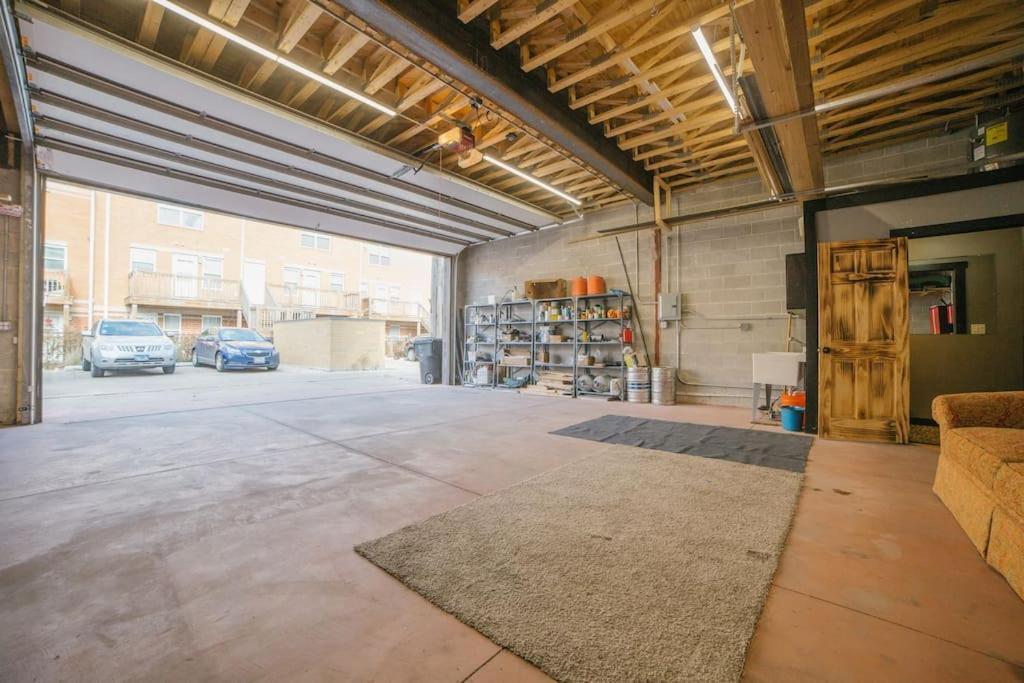 Chicago Mid-Century Gem Steps From United Center别墅 外观 照片